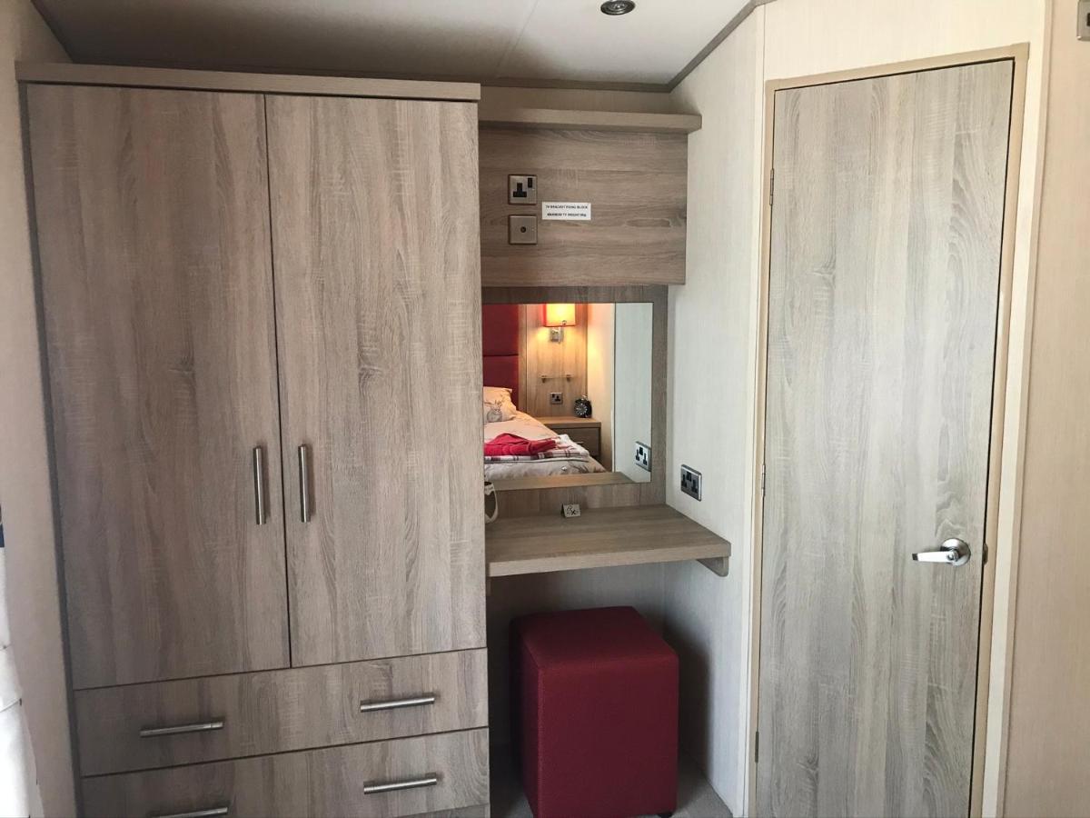 Riverbank Lodge أفيمور المظهر الخارجي الصورة