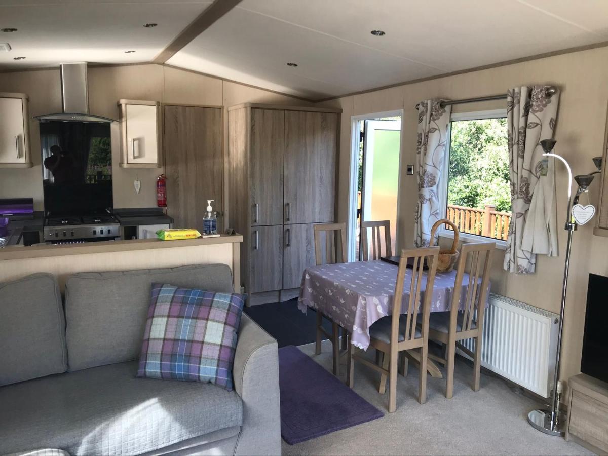 Riverbank Lodge أفيمور المظهر الخارجي الصورة
